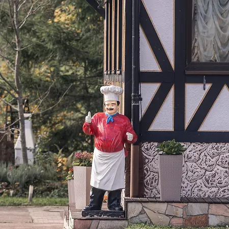 Schwanen-Resort Отель Байрсброн